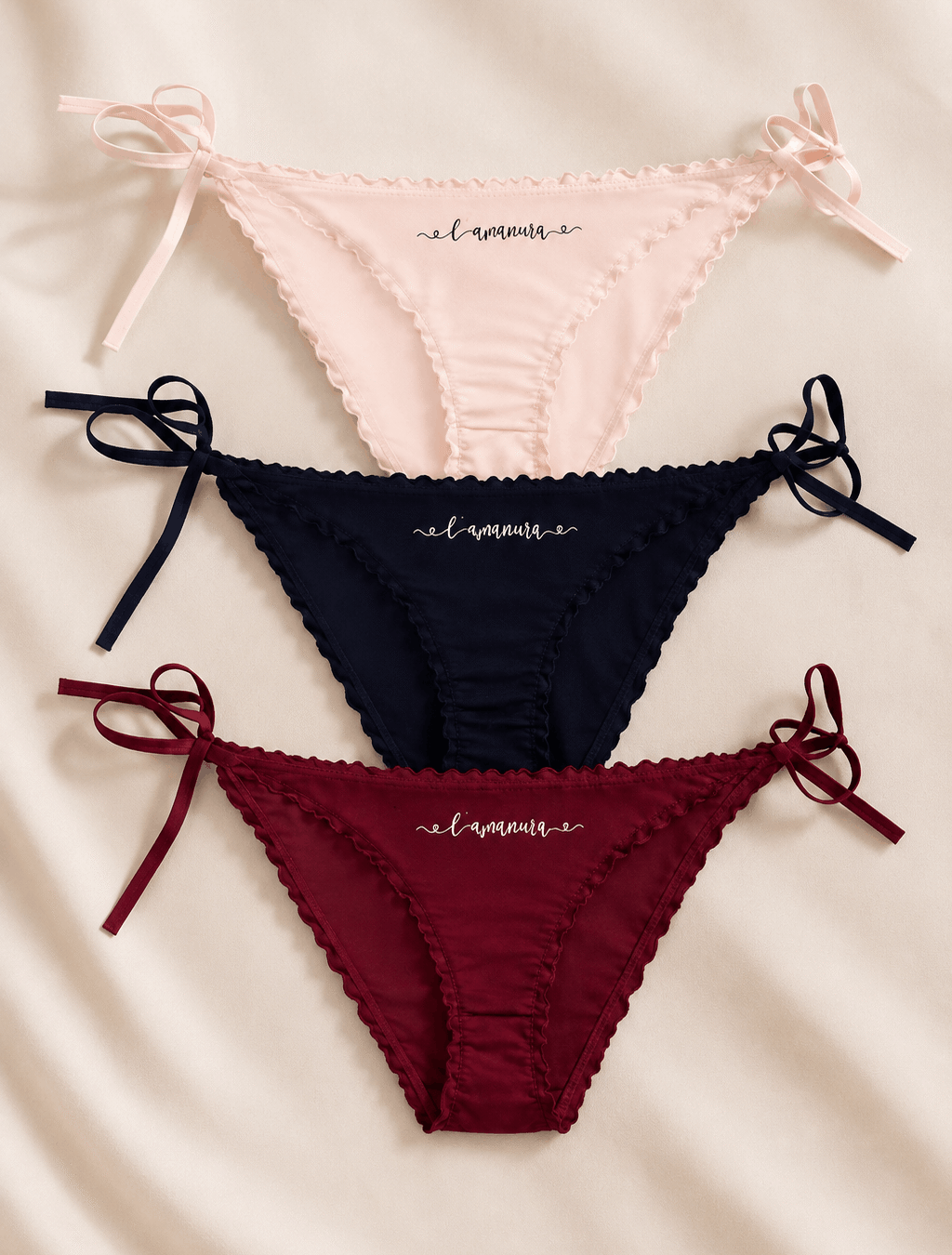 L'amour undies with rubbon